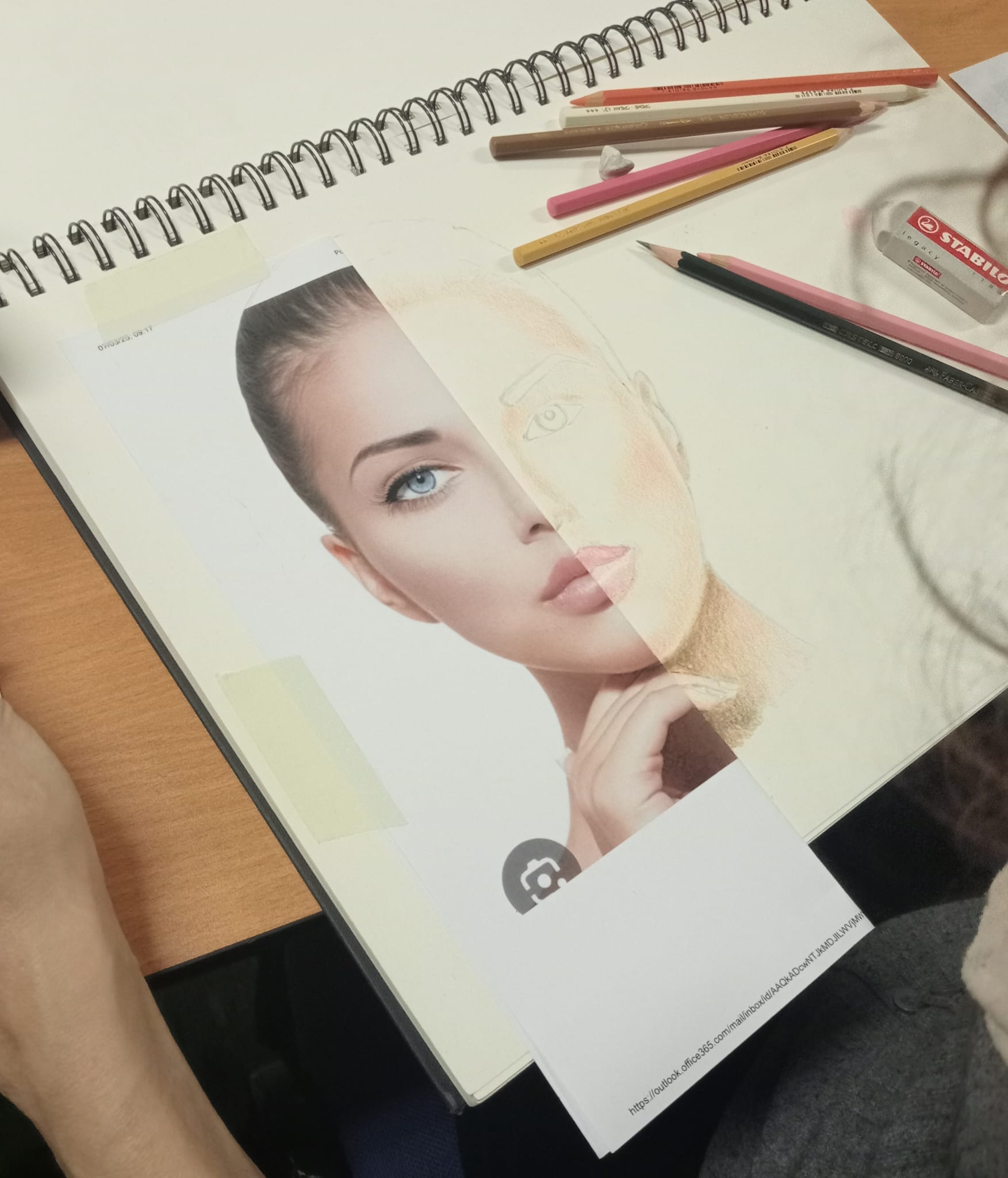 🖌️ Corsi Silvia Larizza: L’arte come libertà e benessere a Varese